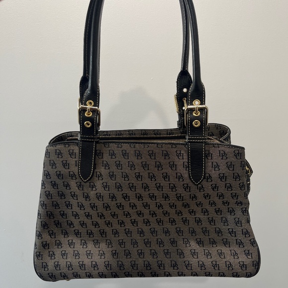 Black Purse - Picture 1 of 3